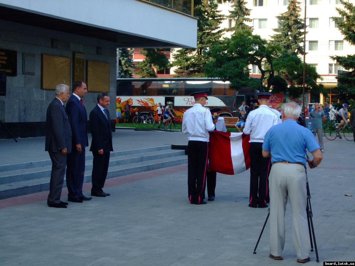 post-15497-0-35376100-1346852187_thumb.j