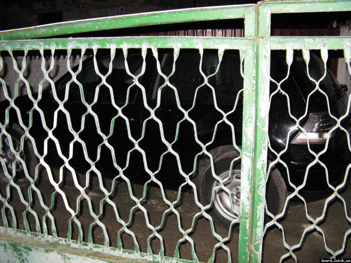 post-2155-0-32511100-1348366839_thumb.jp