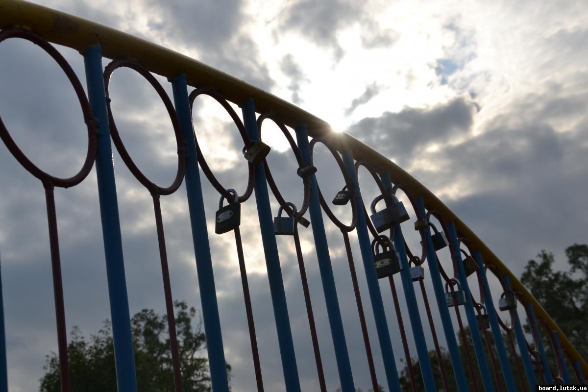 post-6229-0-99783000-1347995632_thumb.jp