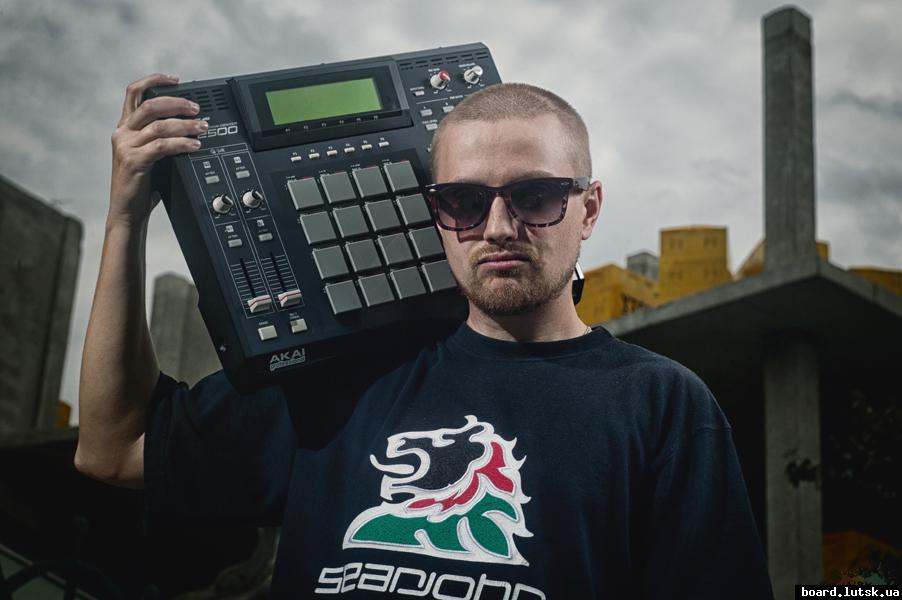 post-6685-0-69860900-1348391657_thumb.jp