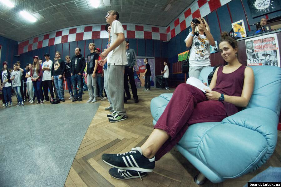 post-6685-0-92105600-1348391651_thumb.jp