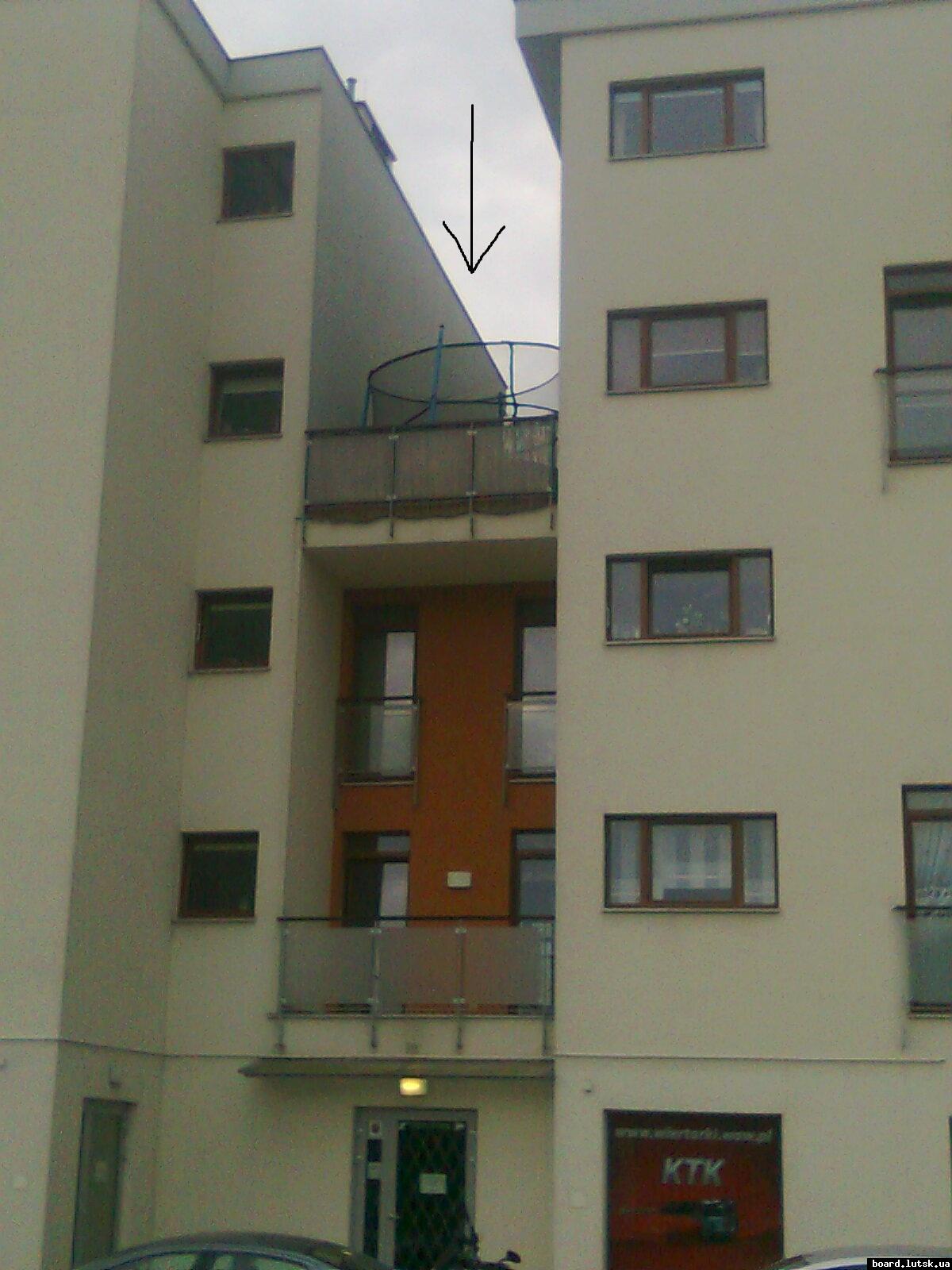 post-8911-0-01838300-1347007842_thumb.jp