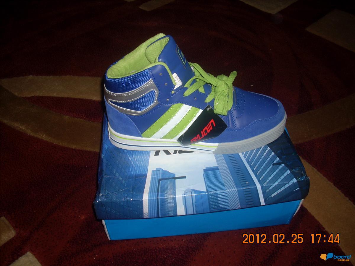 post-12988-0-43160600-1356038421_thumb.j