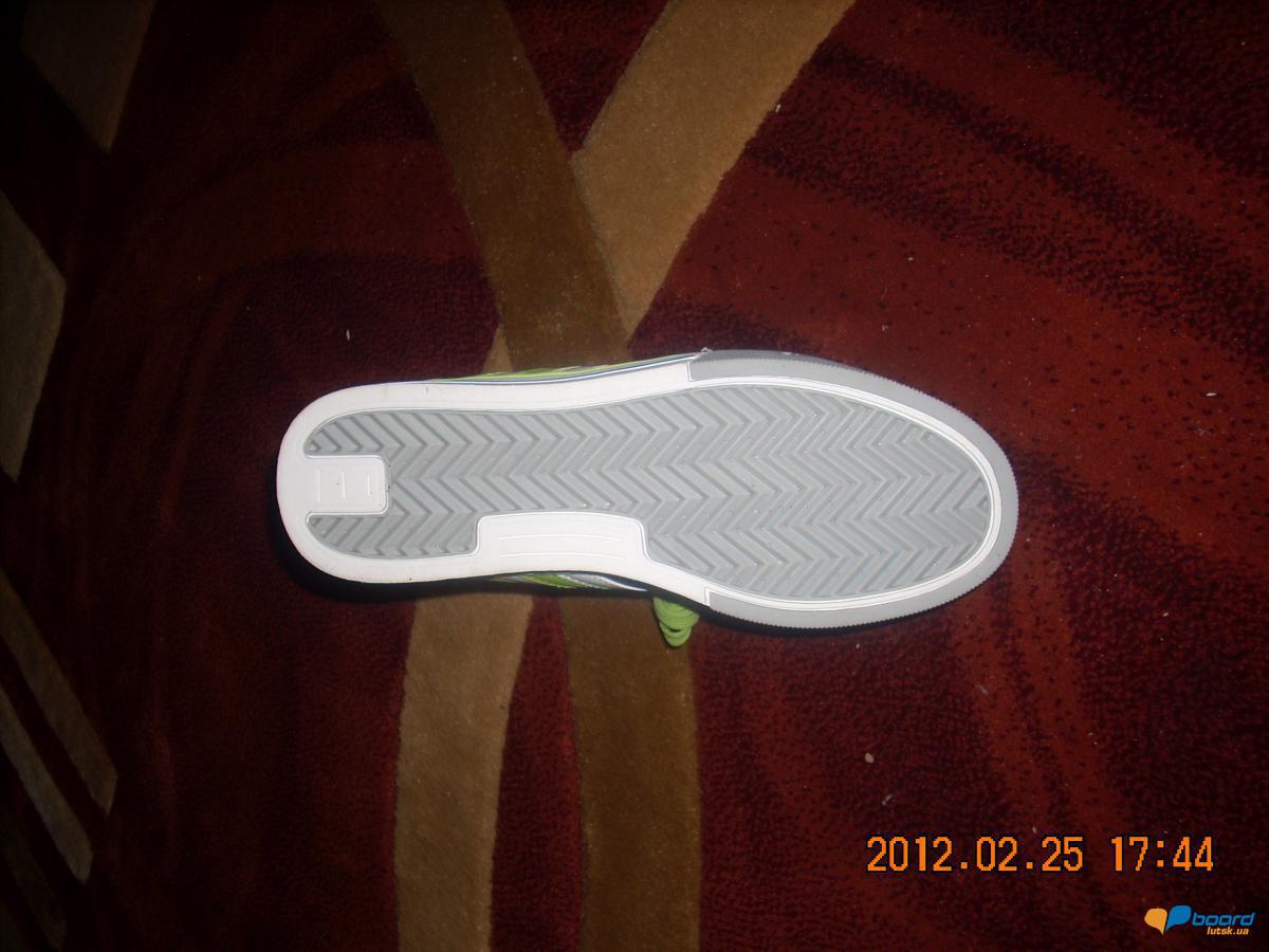 post-12988-0-94022400-1356038440_thumb.j