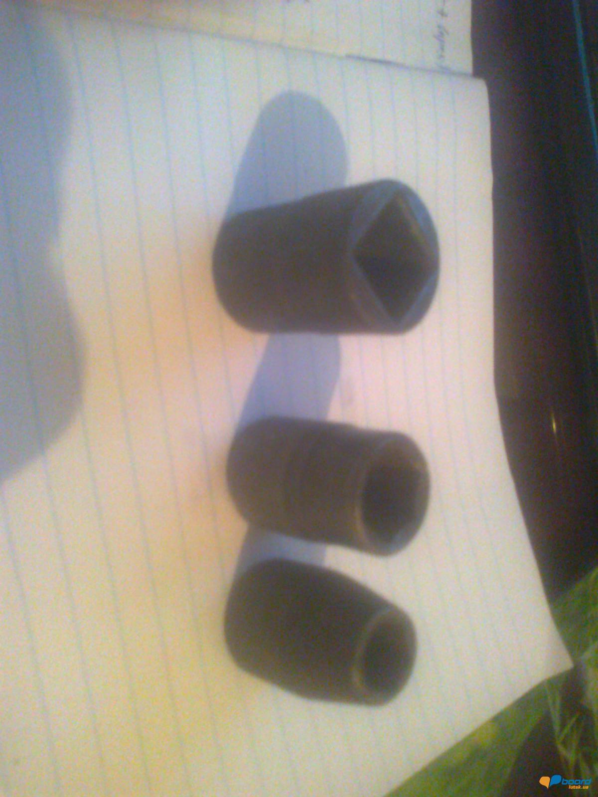 post-20180-0-62662300-1356105066_thumb.j