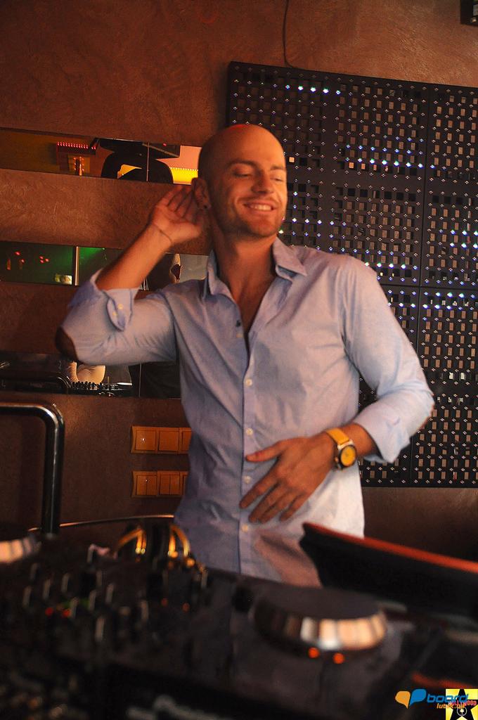 post-2373-0-44778500-1354663298_thumb.jp