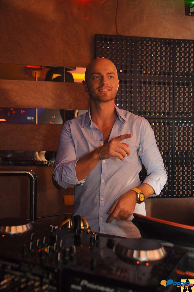 post-2373-0-49845400-1354663303_thumb.jp