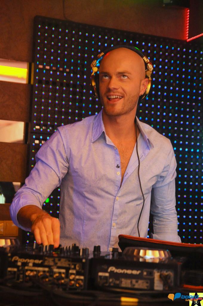 post-2373-0-55356400-1354663196_thumb.jp