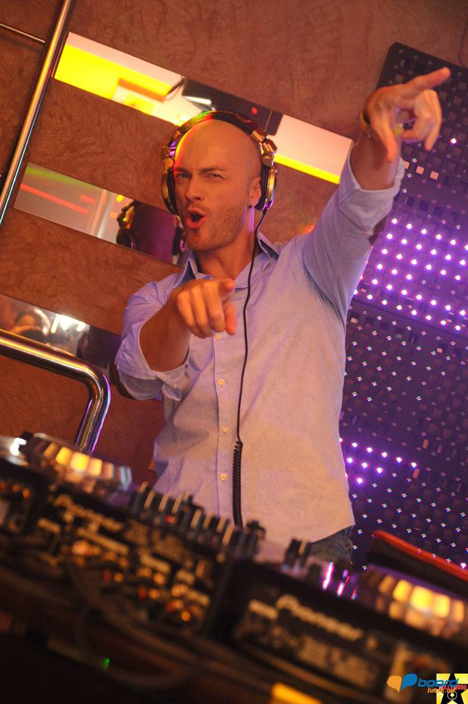 post-2373-0-56657200-1354663191_thumb.jp