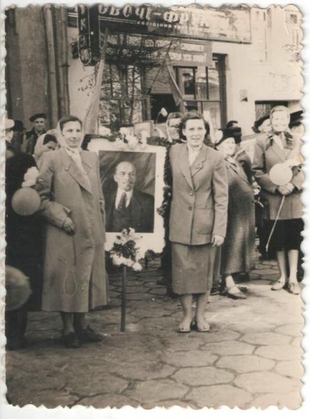 Парад 60і 1.jpg