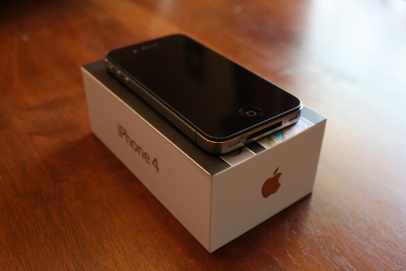 IPhone4-unboxed.jpg