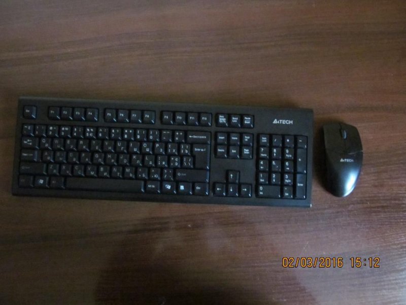 213721166_2_1000x700_besprovodnoy-komplekt-klaviatura-mysh-a4-tech-3100n-v-track-wireless-fotografii.jpg