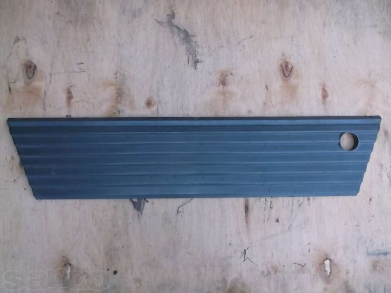 Решетка задней панели Пежо 405 (Peugeot 405).jpg