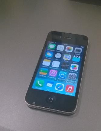 apple_iphone_4_8_gb_black_3_g_cdma_original_gotov_k_rabote_ot_1_grn_ch1.jpg