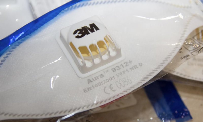 165749629_2_1000x700_prodam-respiratory-zaschitnaya-maska-3m-9312-9322-fotografii_rev005.jpg