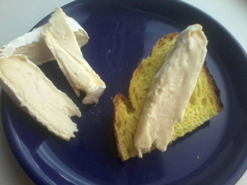 Пшеничний з куркумою і з камамбером (теж моє виконання).jpg