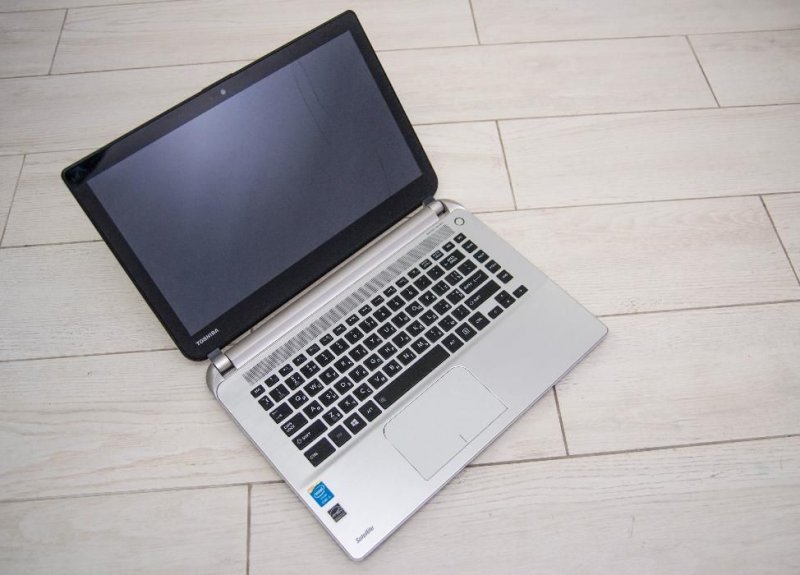 484831660_3_1000x700_ultrabook-noutbuk-toshiba-e45t-b4204-core-i5-8gb-128ssd-fhd-ips-noutbuki.jpg