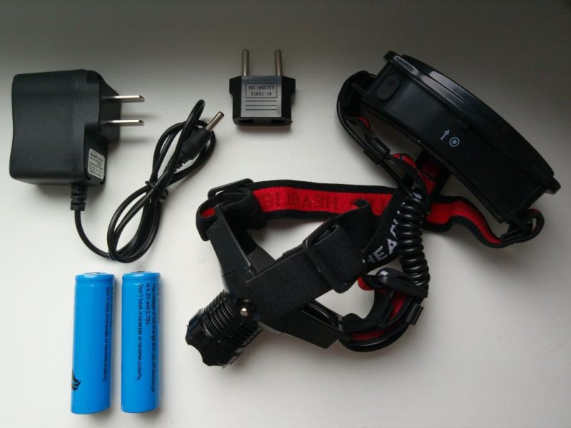 5a076e1ad0327_fonar_nalobnyj_cree_q5_300_lm_zarjadka_2_akkum(1).thumb.jpg.5310c1e4b45fec7c3bc7bb3590868ab9.jpg