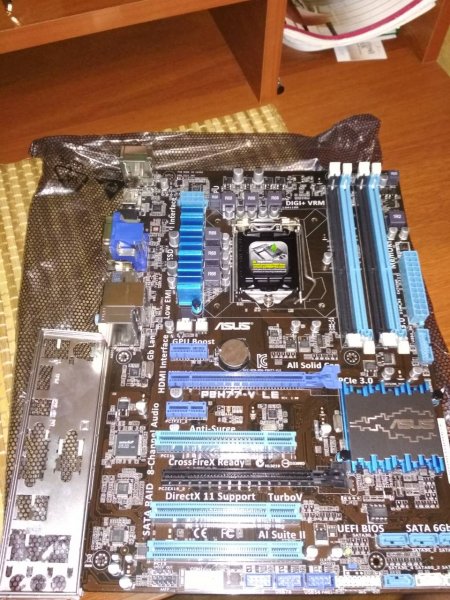 Asus P8H77-V LE.jpg