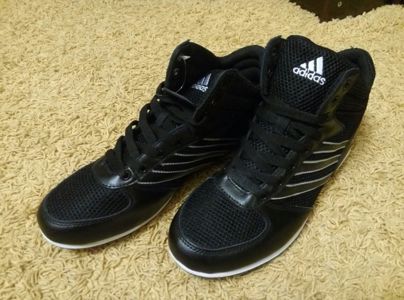 кроси чорні 1.jpg