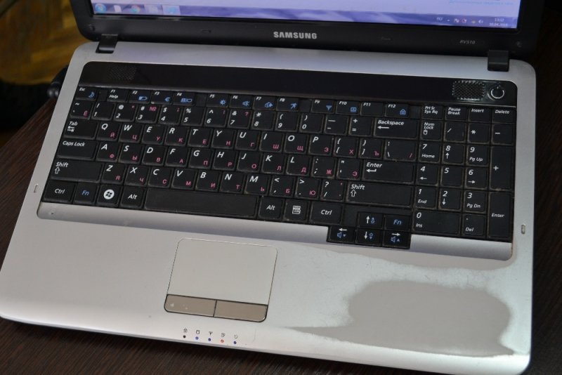 634801544_2_1000x700_noutbuk-samsung-rv510-fotografii.jpg