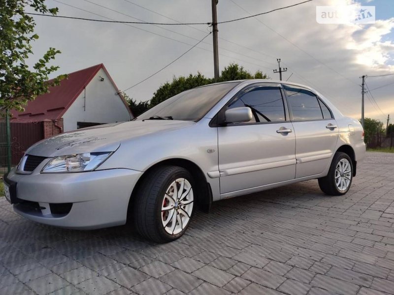 mitsubishi_lancer__451753396hd.jpg